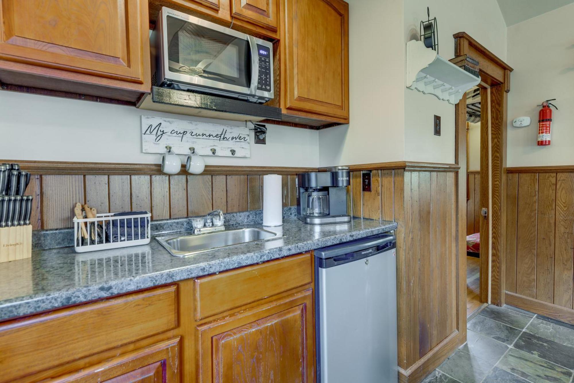 Bryson City Vacation Rental With Pool And Hot Tub! Exterior photo
